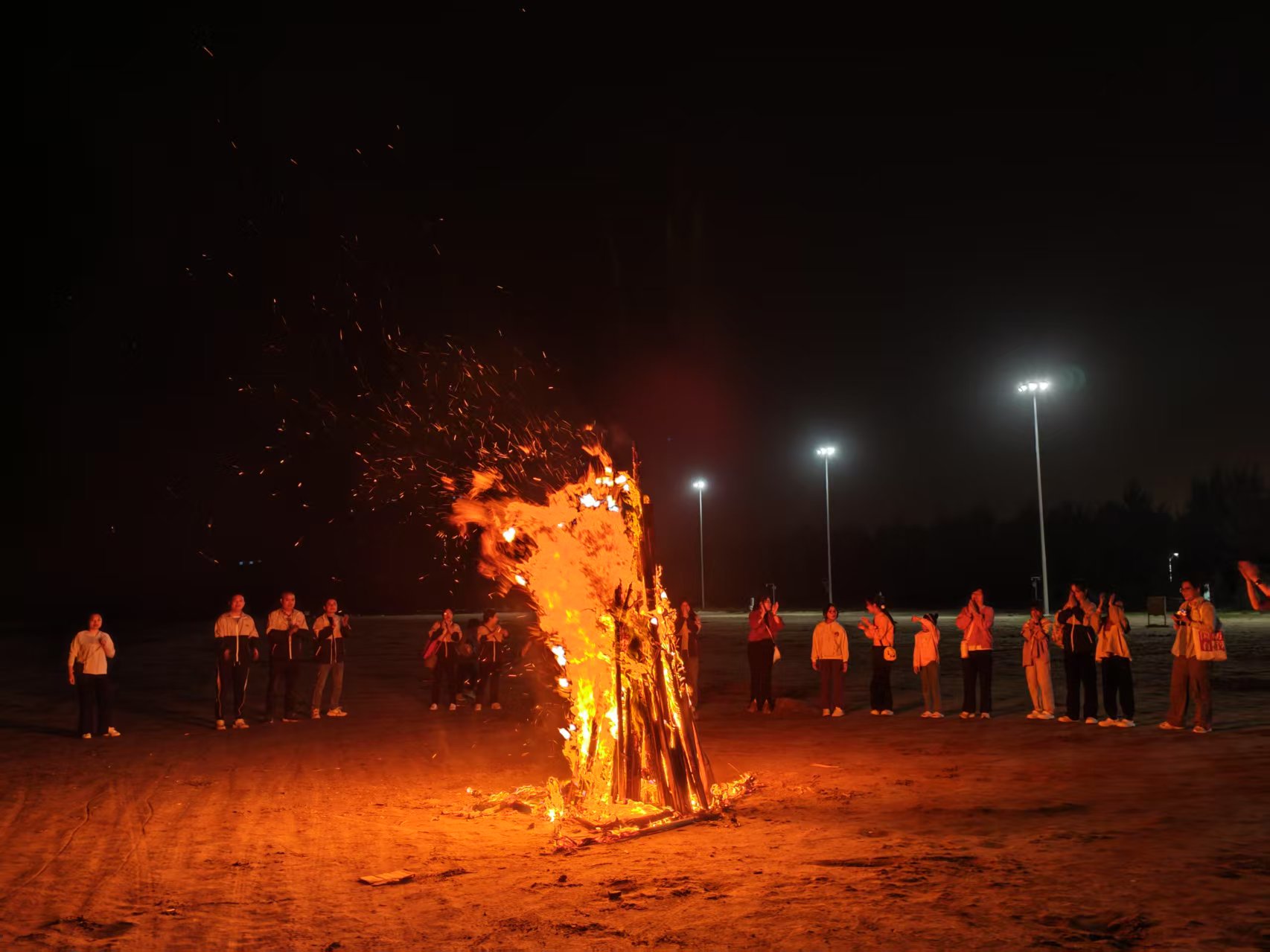 1772606597167115.jpg ef4ecb30627271db3d0256fd2c13ffa.jpg